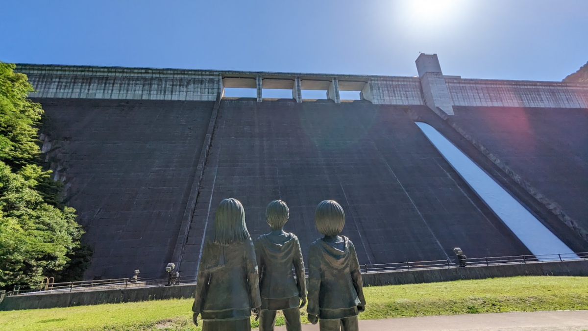 福岡動漫朝聖之旅！走進糸島龍貓森林，LaLaport巨大鋼彈、進擊巨人故鄉、鬼滅神社