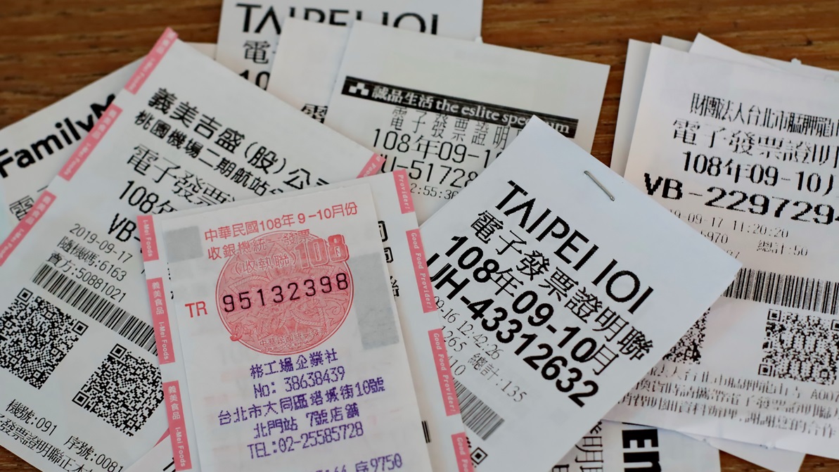 7-11、屈臣氏買東西中1000萬！還有４張千萬發票沒人領，再17天獎金全充公