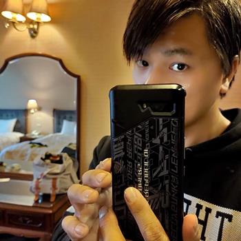 一對爸媽兩個娃的吃貨人生