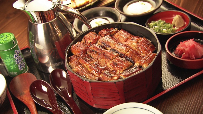 鰻鰻幸福！ 炭烤鰻魚桶飯豪華四吃