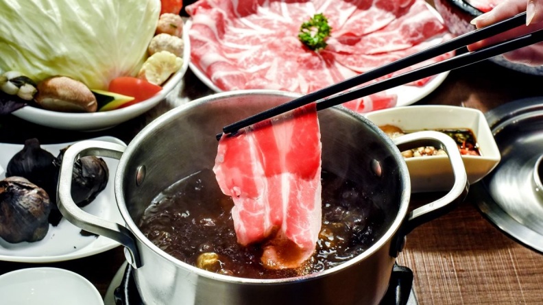 霸王別「雞」 這些鍋物店湯頭比食材更有戲