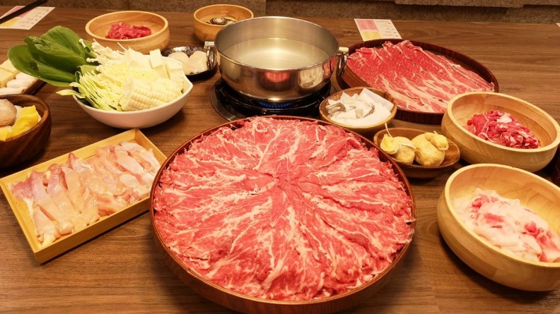 只賣成本價+30！鍋物店超高CP值　肉肉控必點「1公斤PRIME美國牛」