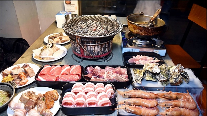 兒童用餐「免費」！399火鍋、燒烤一起來　80種食材吃到飽
