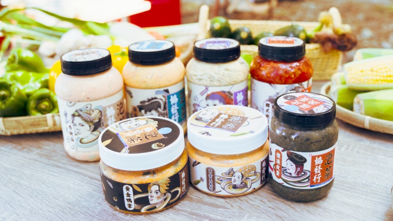 06-shiefafood - 06-shiefafood.jpg 知名團購即食小菜,化身野餐露營新寵兒!網友笑:沒帶不敢出門