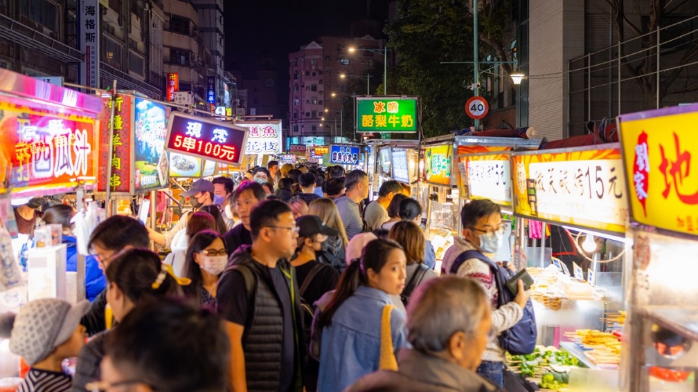 台北夜市最推哪個？第１名Google 4.2星好評，網友：乾淨方便、小吃應有盡有