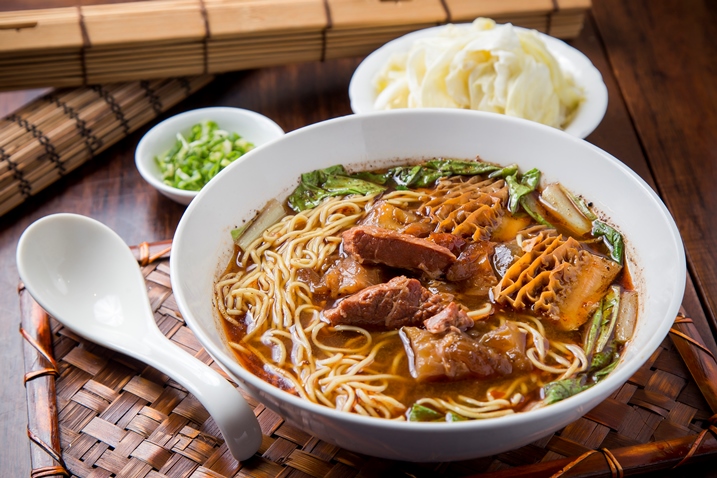 「愛飯團」站長許心怡大推最愛牛肉麵