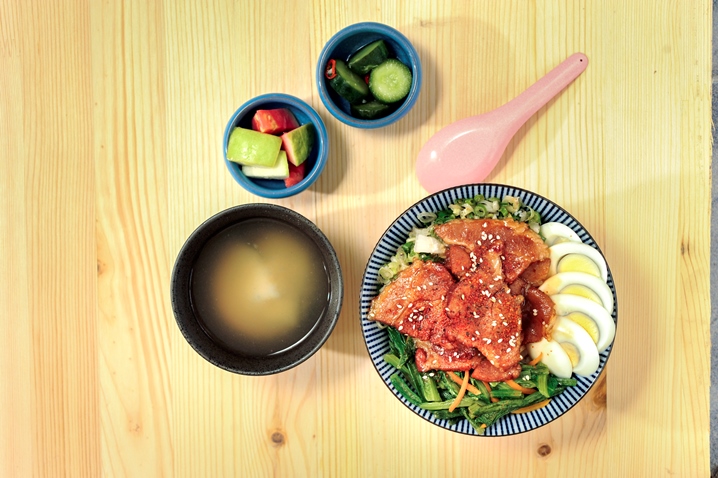 到池上米鄉 吃隱藏版厲害丼飯
