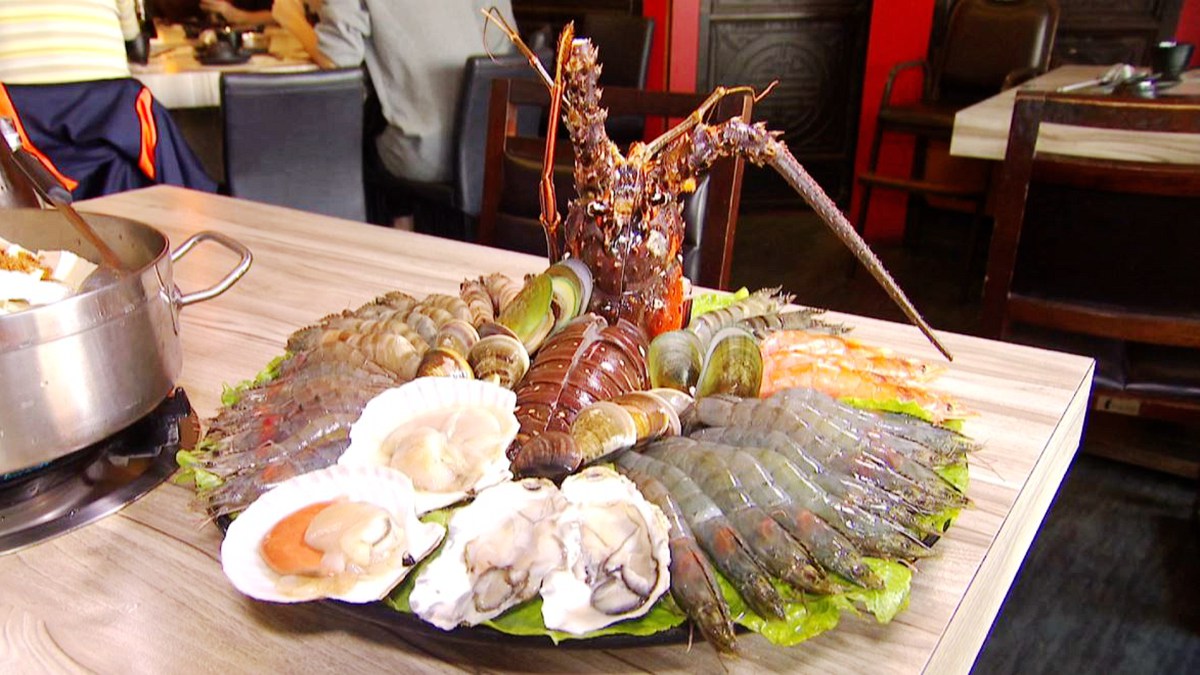 用沙茶鍋暖身！海鮮總匯 鹿兒島和牛讓你食慾大爆發