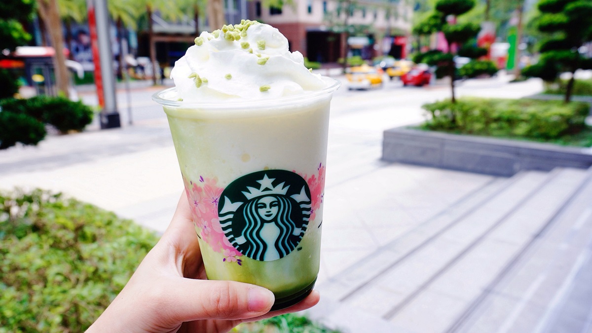 星巴克星冰樂登場！超濃郁「抹茶起司蛋糕」漸層飲來了