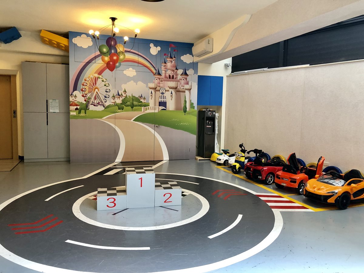 民宿就是遊樂園!全台最強10間親子旅宿:巨型扭蛋機、透明溜滑梯、躲貓貓迷宮、3D海景主題房、人體滾大球 民宿就是遊樂園!全台最強10間親子旅宿:巨型扭蛋機、透明溜滑梯、躲貓貓迷宮、3D海景主題房、人體滾大球