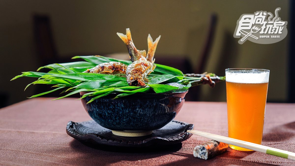 米其林星級烤香魚吃過沒？從頭到尾只撒了鹽也能這麼酥！(有片)