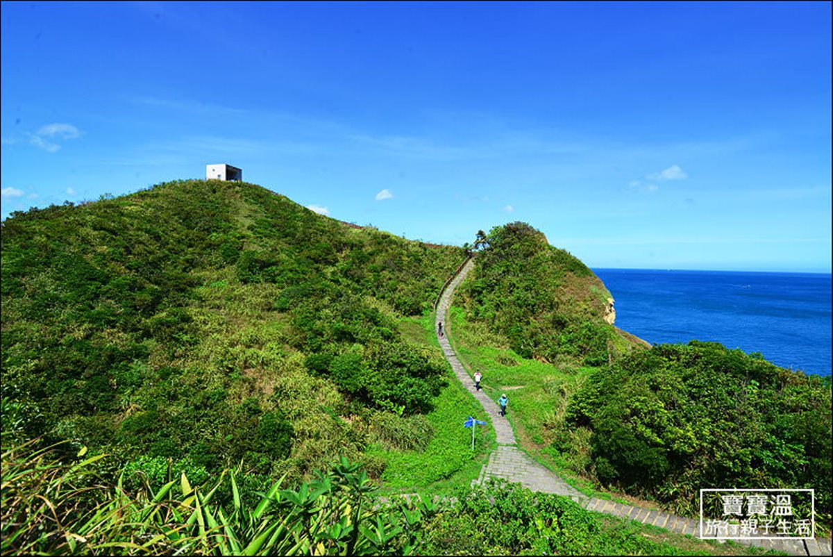 基隆IG秘境!海天一色的夢幻濱海步道 基隆IG秘境!海天一色的夢幻濱海步道