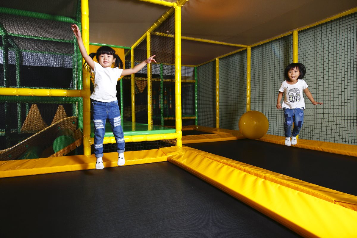 民宿就是遊樂園!全台最強10間親子旅宿:巨型扭蛋機、透明溜滑梯、躲貓貓迷宮、3D海景主題房、人體滾大球 民宿就是遊樂園!全台最強10間親子旅宿:巨型扭蛋機、透明溜滑梯、躲貓貓迷宮、3D海景主題房、人體滾大球