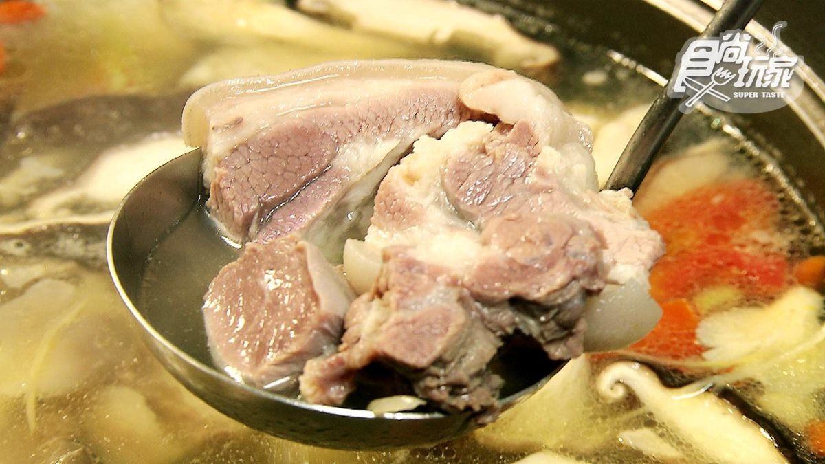 隱藏在夜市中的蔬菜羊肉爐 超嫩無腥味溫體羊好滋補