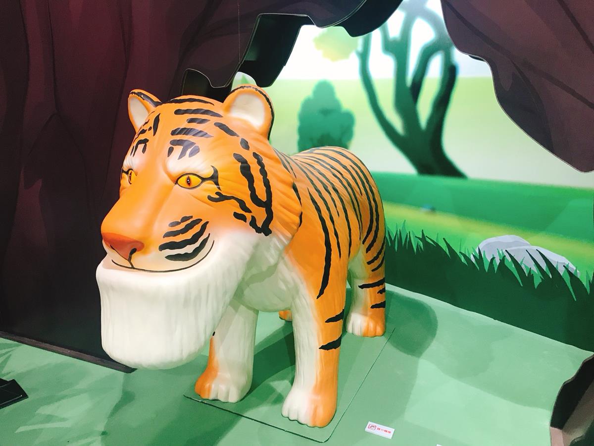 放大版戽斗動物我來了!周末衝「扭蛋星球特展」收集限定版台灣黑熊、梅花鹿! 放大版戽斗動物我來了!周末衝「扭蛋星球特展」收集限定版台灣黑熊、梅花鹿!