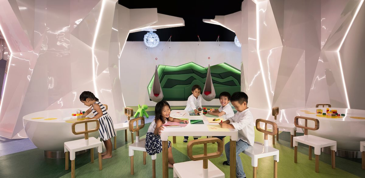 住澳門最強攻略!3間「樂園級」親子旅店7大必玩:蝙蝠俠4D飛行體驗、大師魔法劇院、迴旋宇宙飛船 住澳門最強攻略!3間「樂園級」親子旅店7大必玩:蝙蝠俠4D飛行體驗、大師魔法劇院、迴旋宇宙飛船