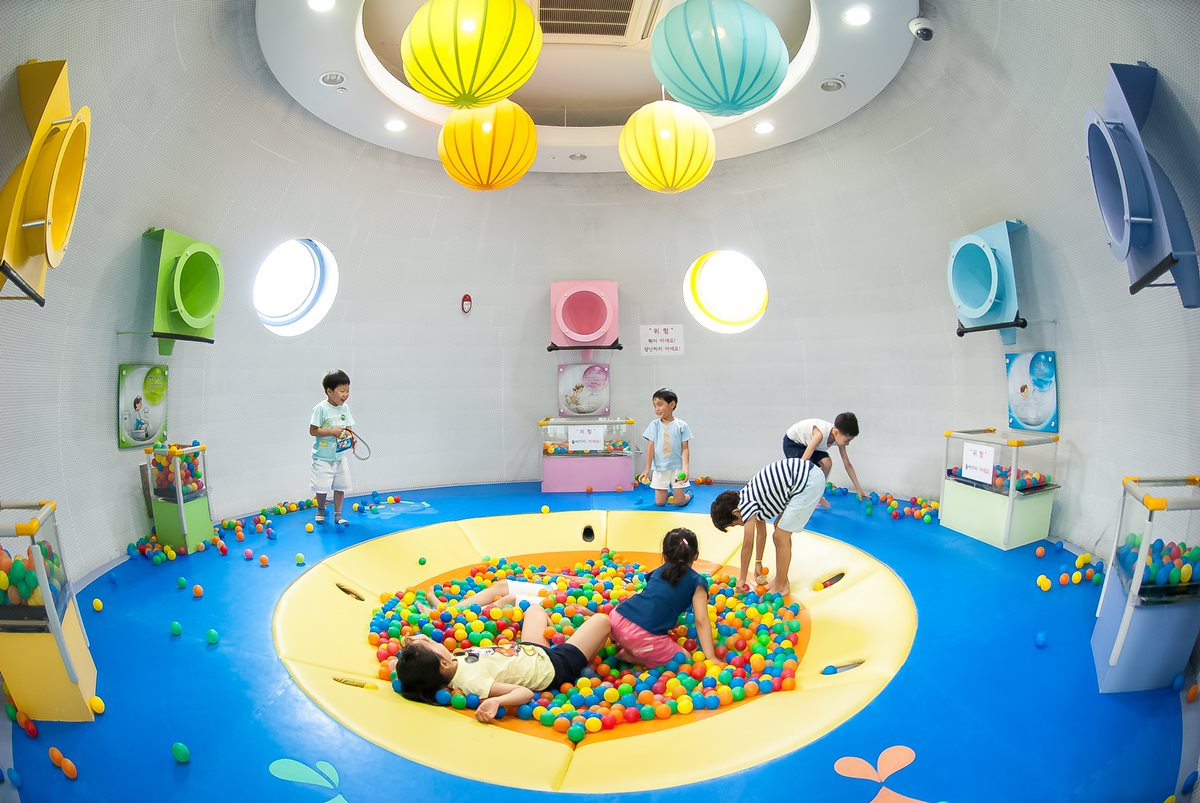 首爾「親子玩家」指定5日行程:兒童專用汽車公園→《Running Man》最愛遊樂園→玩具博物館→週末藝術家市集 首爾「親子玩家」指定5日行程:兒童專用汽車公園→《Running Man》最愛遊樂園→玩具博物館→週末藝術家市集