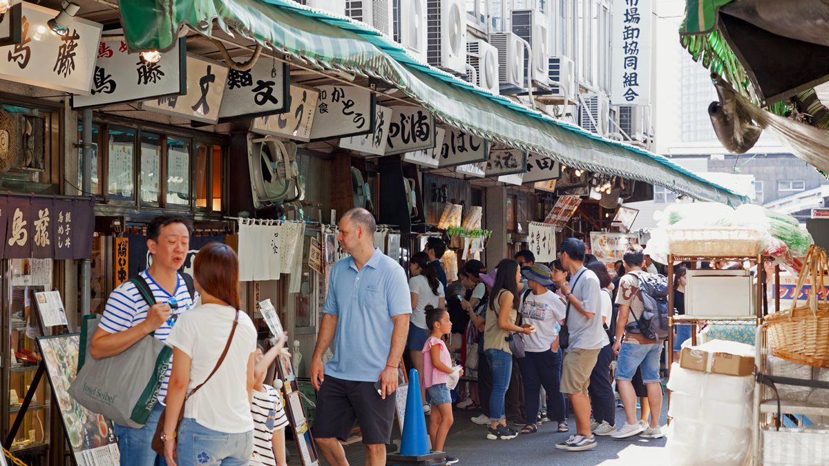 以後吃不到了！美食家點名搶吃築地市場這3家：全世界最棒的早餐店、用料大方天婦羅、日式老咖啡館