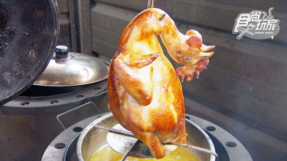 皮脆肉噴汁！超人氣桶仔雞藏在宜蘭私密天然湧泉旁
