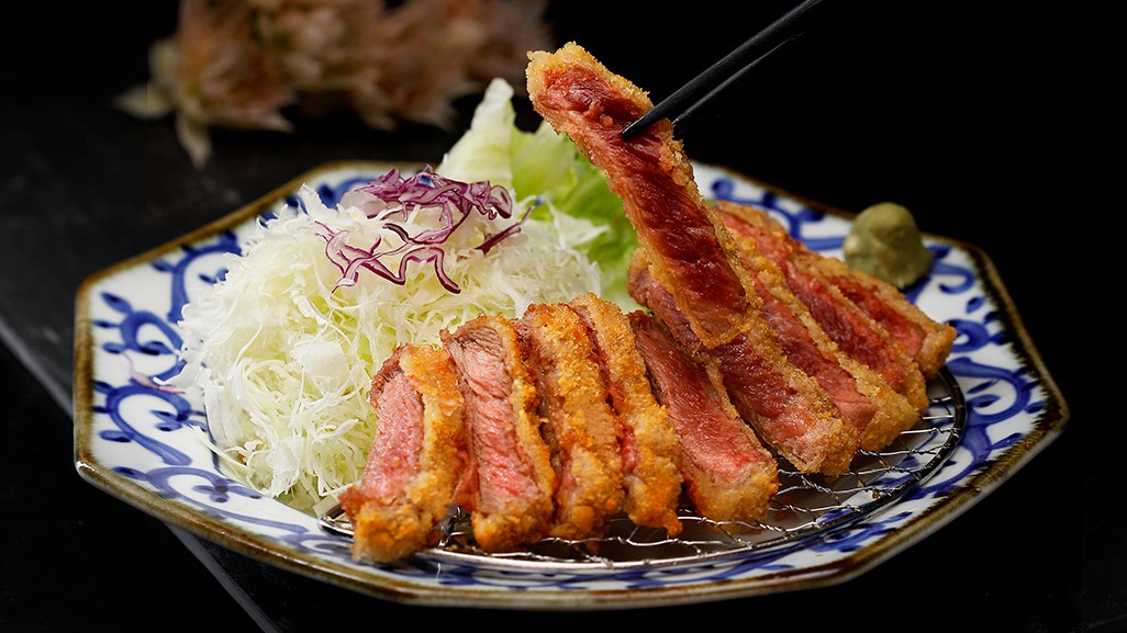 「炸牛排」大戰！日本連鎖第一「京都勝牛」10月5日開幕 王品「乍牛」升級澳洲和牛