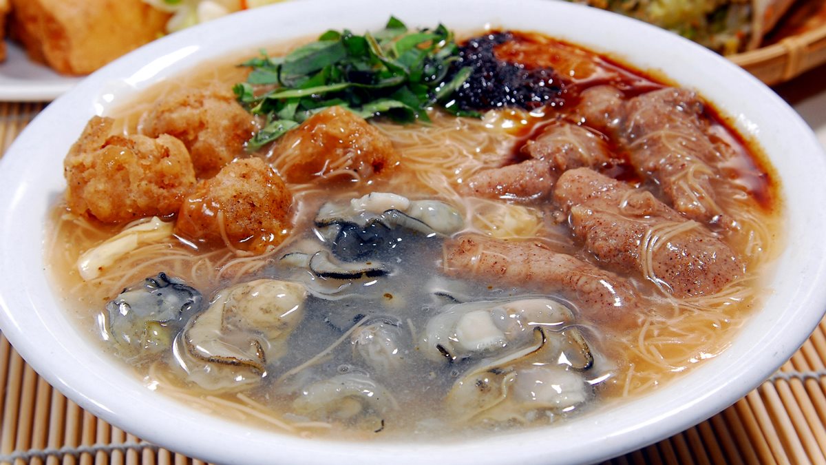 麵線羹配料大不同！北部人愛蚵仔、南台灣加魚漿，北中南超人氣這12家