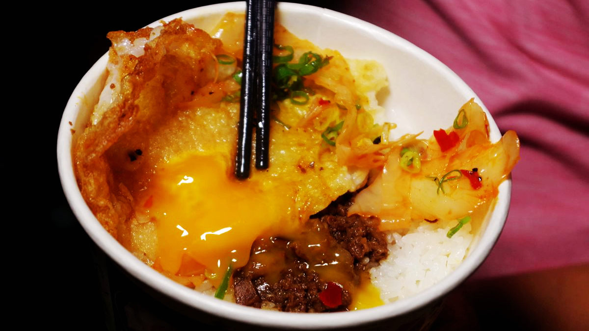 半夜12點才吃得到！神出鬼沒「和牛滷肉飯」一週只賣2小時
