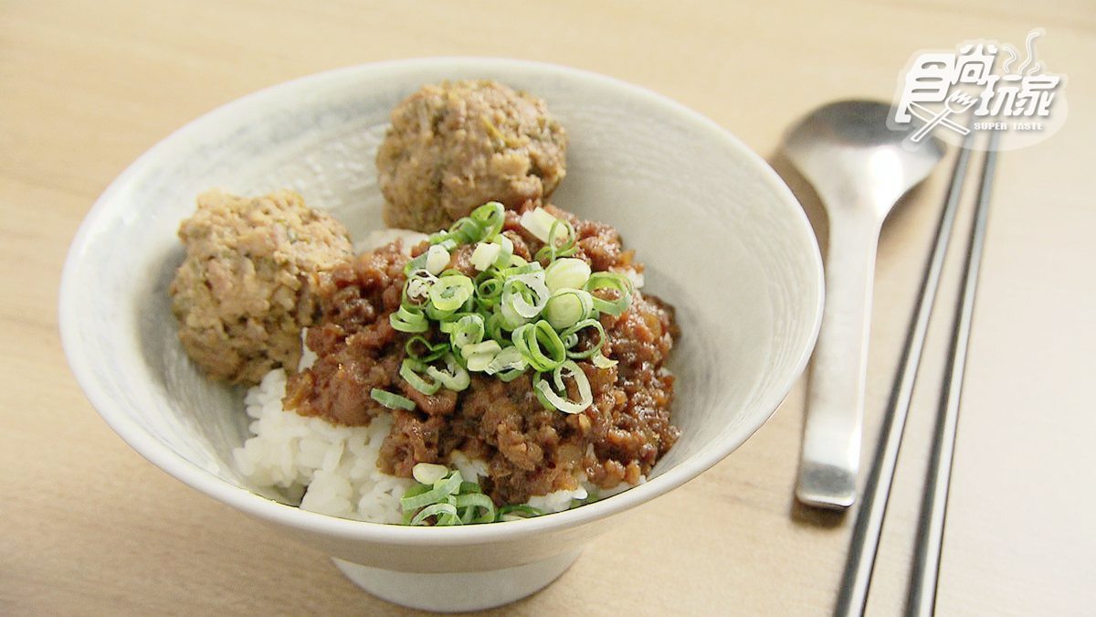 藏在老市場的得獎肉燥飯！黃金比例加獨家配方，又香又唰嘴