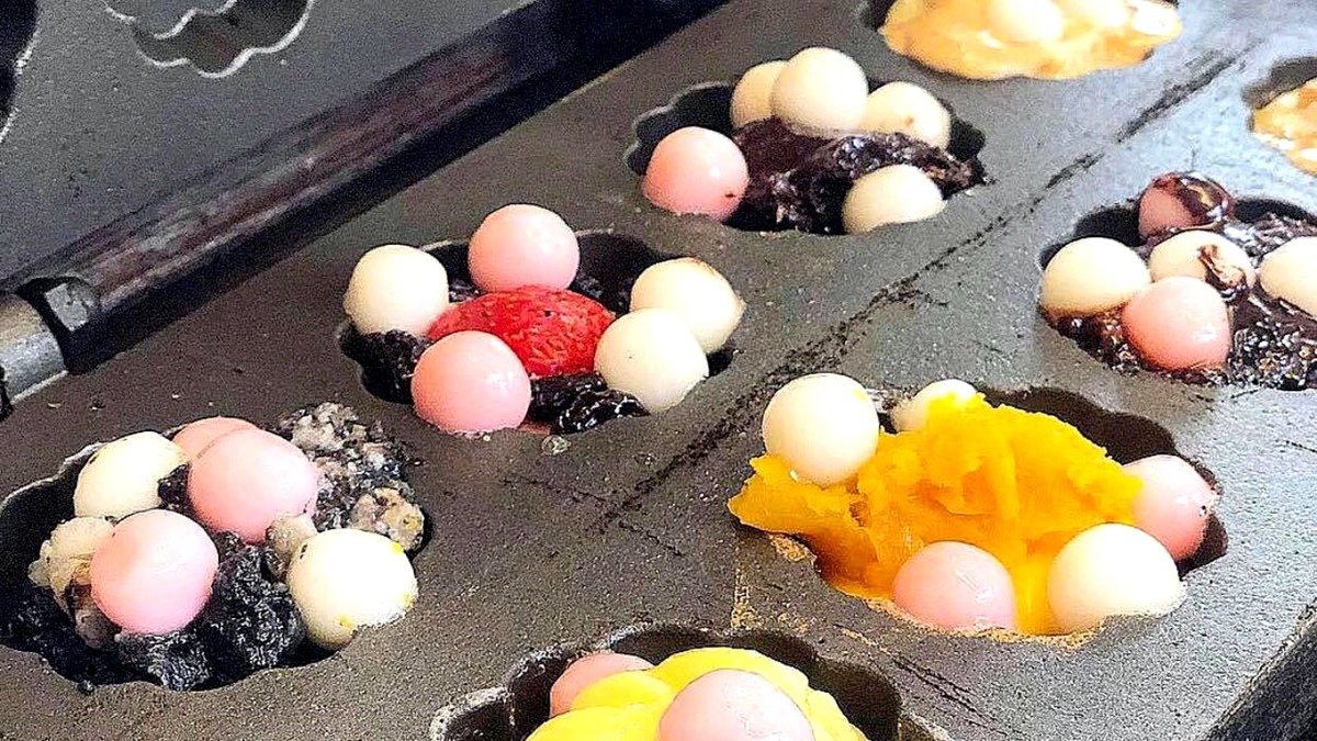 「爆餡」超高CP雞蛋糕！ 紅白湯圓、草莓免費加 3顆才45元