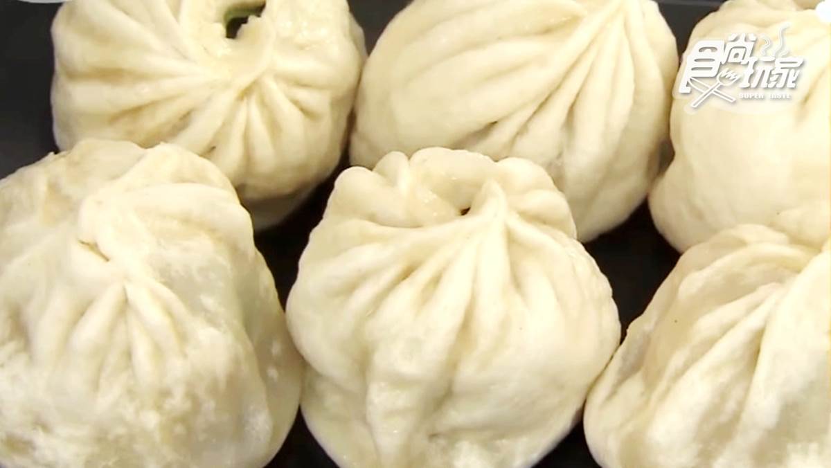 新竹人最愛早餐！肉包等級小籠包，一咬開湯汁如流水