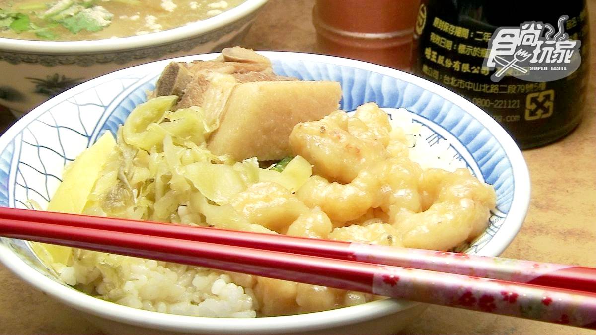 北港排隊消夜！火燒蝦海陸飯配土魠魚羹，內行人才知道
