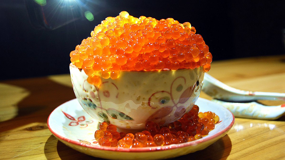 【新開店】「鮭魚卵」滿到掉出來合理嗎？還可穿日式浴衣拍照