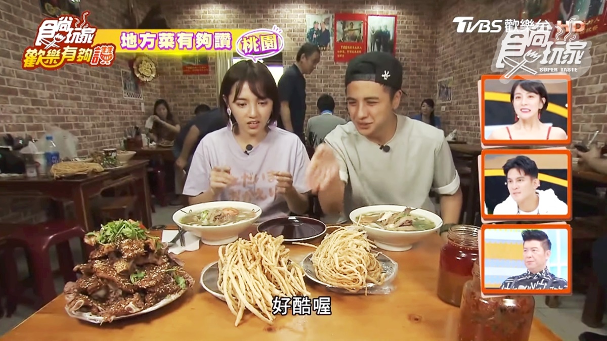 新疆「饊子麵」吃過嗎？乾吃、泡羊肉湯雙享受，搭小菜「醬龍骨」更銷魂