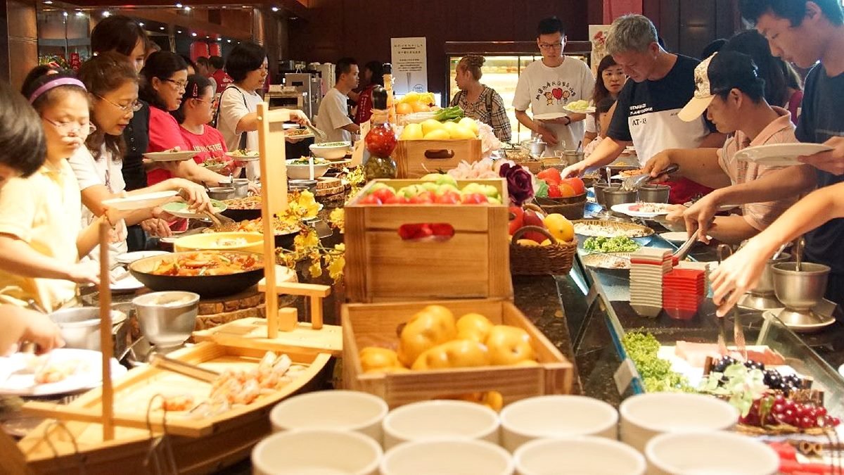 只有1個月！這間Buffet第2人直接半價，超多海鮮、蜜汁肋排吃到飽,