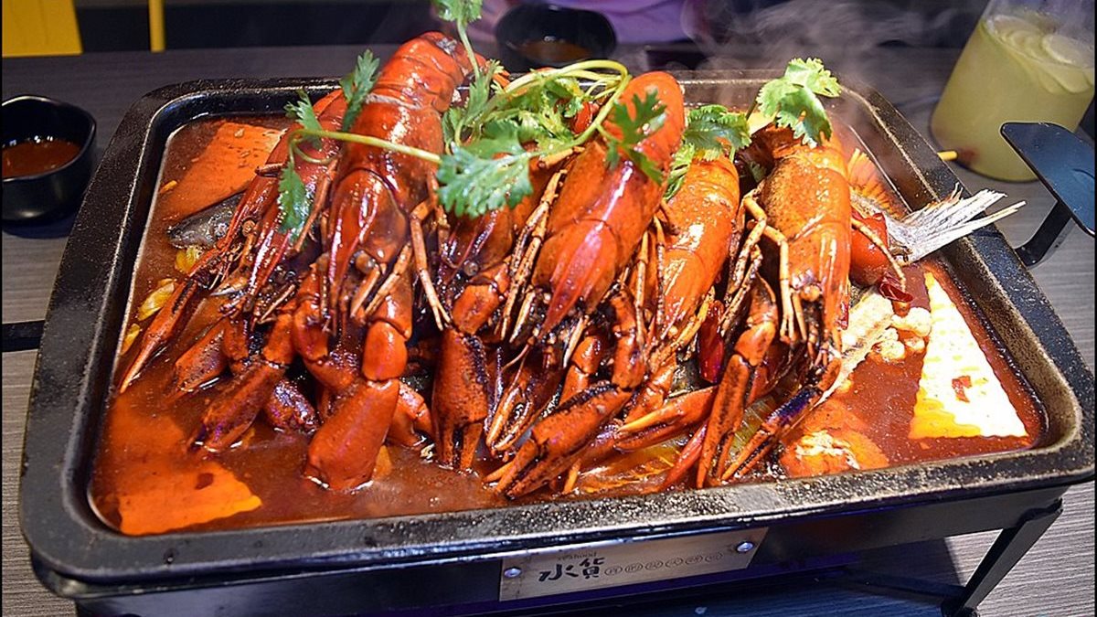浮誇上桌！3家超澎派烤魚料理，麻辣烤物海鮮一次滿足