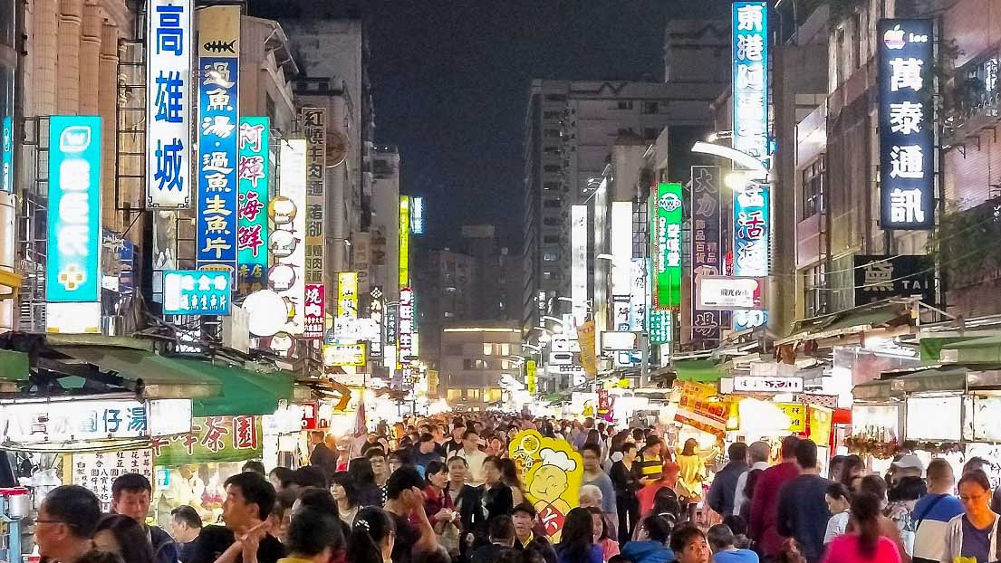 2019全台話題夜市冠軍是它！必吃這5攤：海鮮五虎將煮粥、歌手開的鱔魚麵