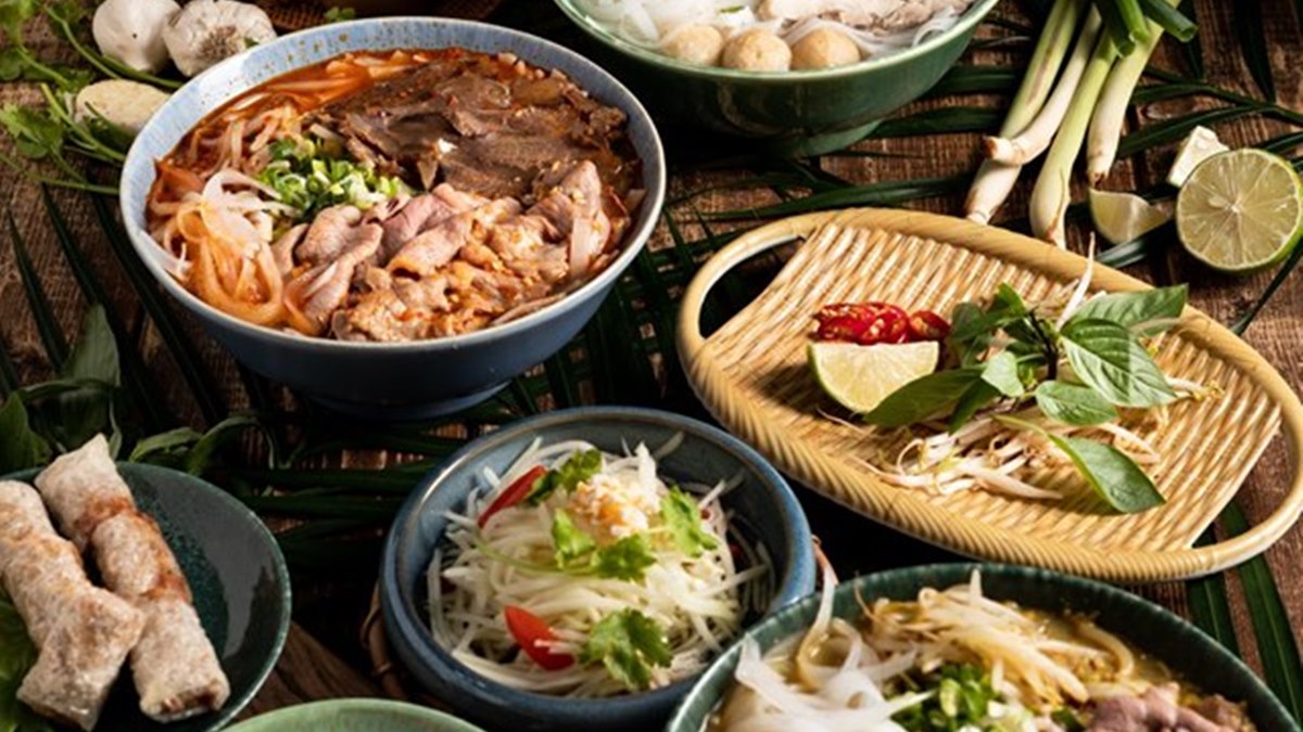 生牛肉河粉只要101元！越南百年店「飛機河粉」進駐台北，還有涼拌牛肉88折