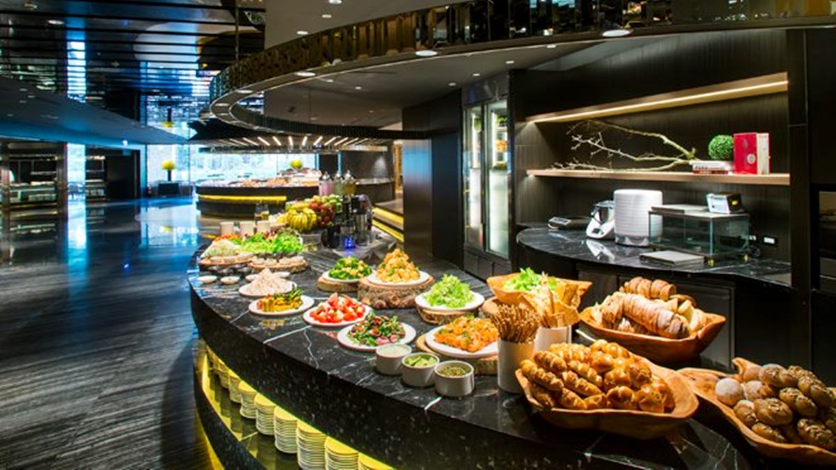 FB有300個好友「免費吃到飽」！三大Buffet加開「消夜場」只要午餐價格