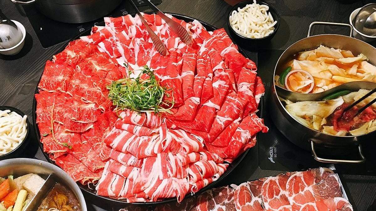 31家火鍋店免費送肉！晚上10點後還加量50%，5種選擇平假日都能用 