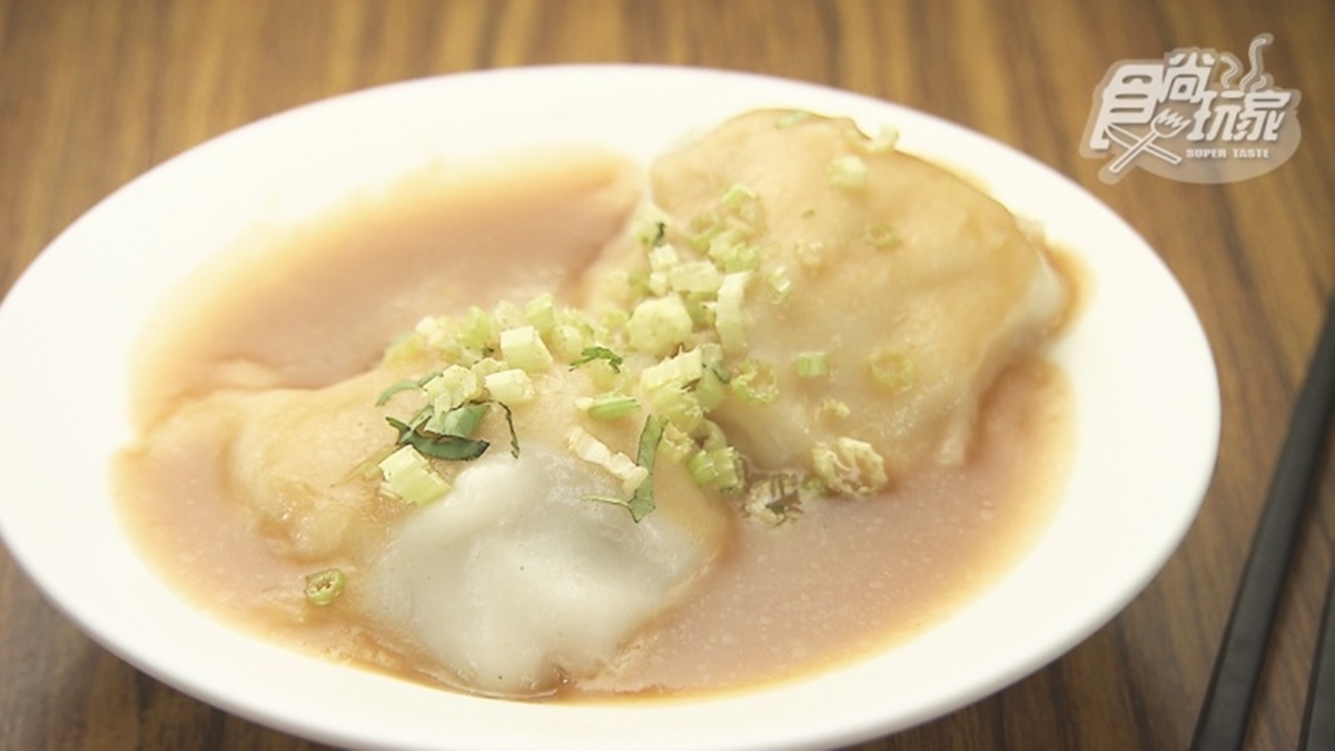 飄香46年！台南老店專賣「水嫩系」蒸籠肉圓，還有免費大骨湯喝到飽