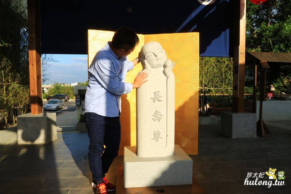 好玩又好拍!桃園親子3打卡點:台版小江戶、巨大摩艾石像、歐風玫瑰園 好玩又好拍!桃園親子3打卡點:台版小江戶、巨大摩艾石像、歐風玫瑰園