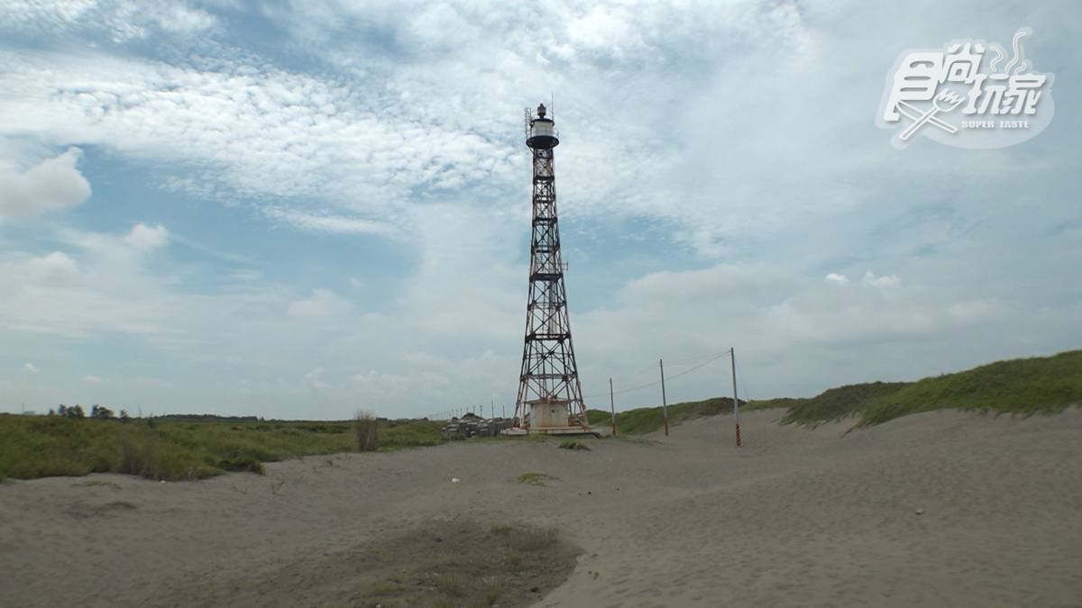 台版撒哈拉！本島「極西地標」國聖燈塔IG打卡必訪，一望無際沙丘超美拍