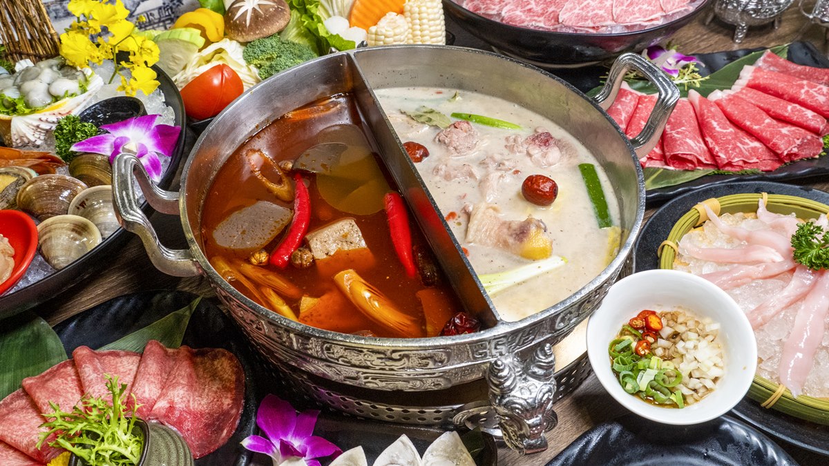 呼叫高雄人！南部第一家「問鼎麻辣鍋」來了，還有16種哈根達斯吃到飽