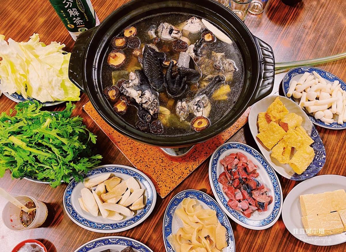 冬天才吃得到！宜蘭高CP值壯陽雞、香菇瓜仔雞必搭「三寶」，湯頭可無限續加