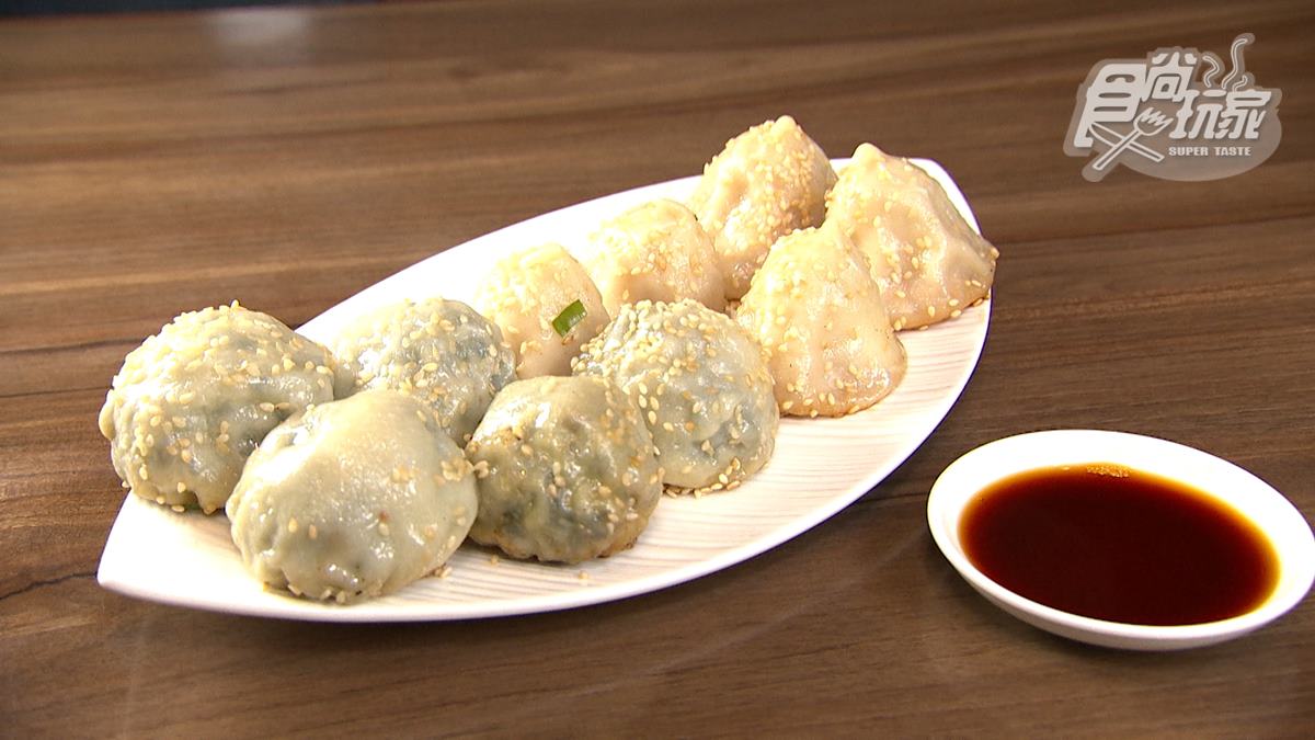 媲美鼎泰豐！米其林級「生煎包」皮薄酥脆一咬就爆汁，翡翠口味吃得到滿滿青江菜