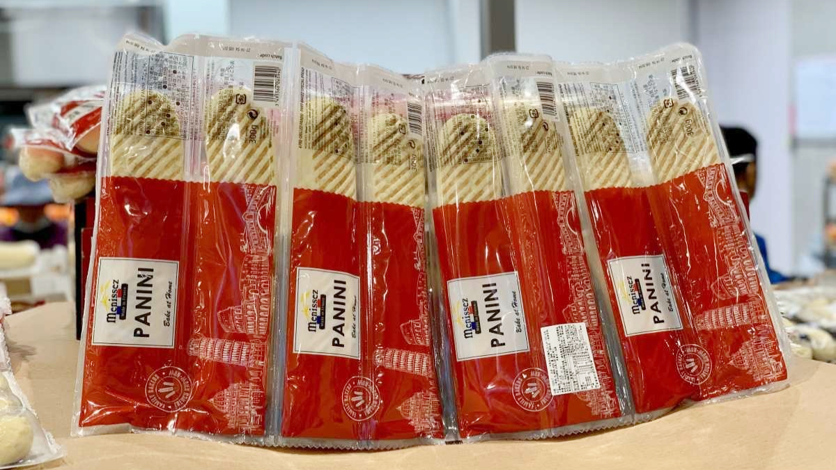 好市多再推半熟麵包！「半熟帕尼尼」一個只要11元，回烤後外酥內軟超唰嘴