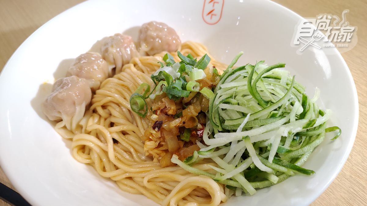 道地四川味！超人氣「燃麵」吃得到濃濃花椒香，芙蓉豆腐微辣帶甜也必點