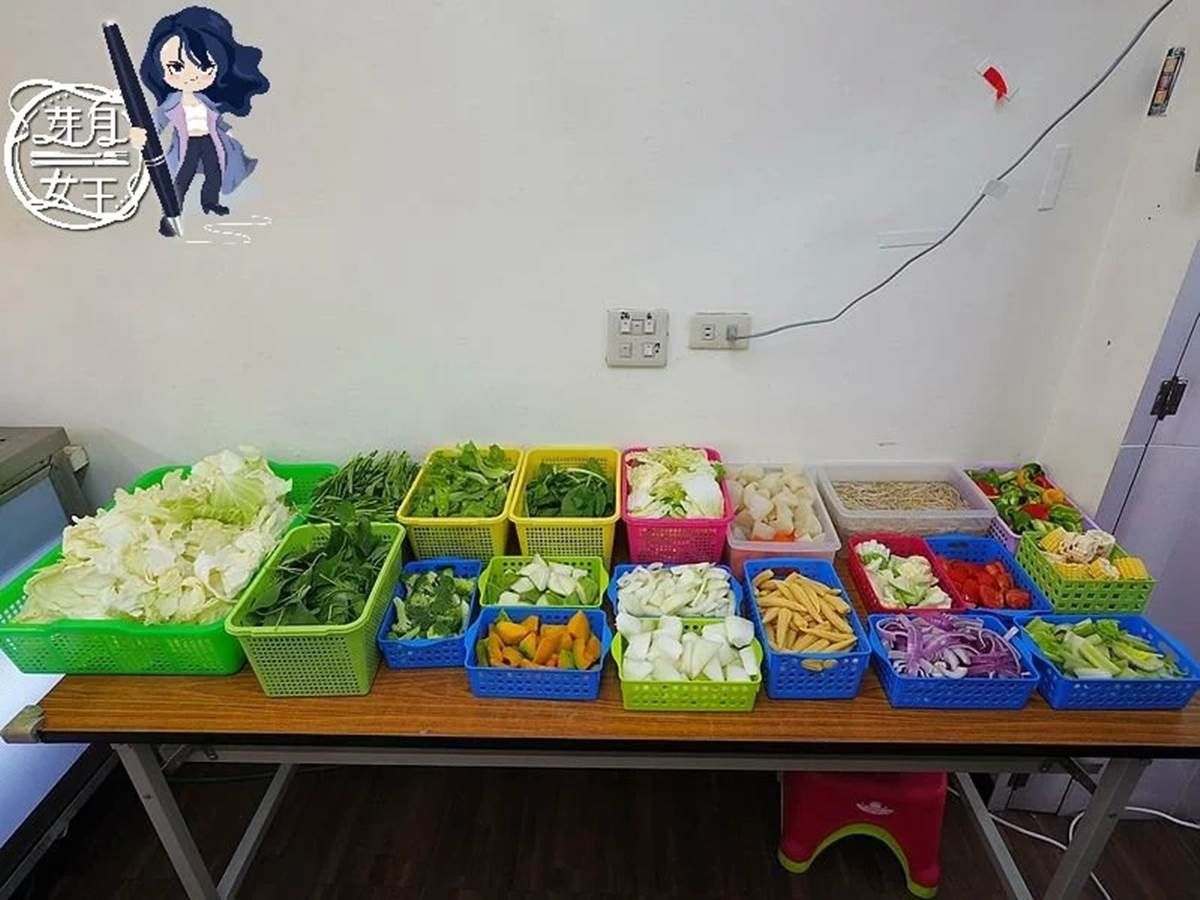 老闆超佛心!桃園「祕製紅茶滷味」蔬菜夾到飽只要60元,必加自製榨菜更唰嘴 老闆超佛心!桃園「祕製紅茶滷味」蔬菜夾到飽只要60元,必加自製榨菜更唰嘴