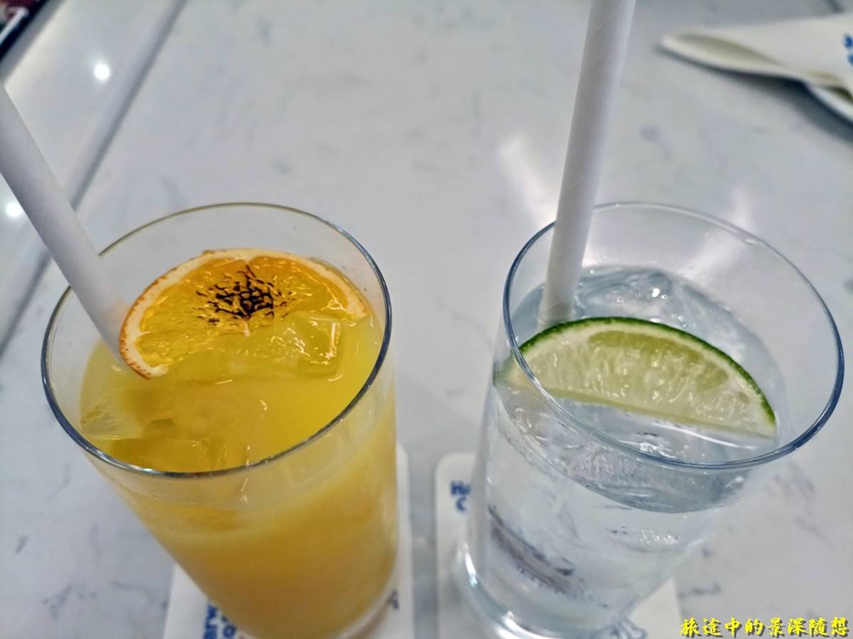 打卡金色圓形吧檯!桃園網美餐酒館必吃「千層馬鈴薯」,免費聽駐唱、DJ表演 打卡金色圓形吧檯!桃園網美餐酒館必吃「千層馬鈴薯」,免費聽駐唱、DJ表演
