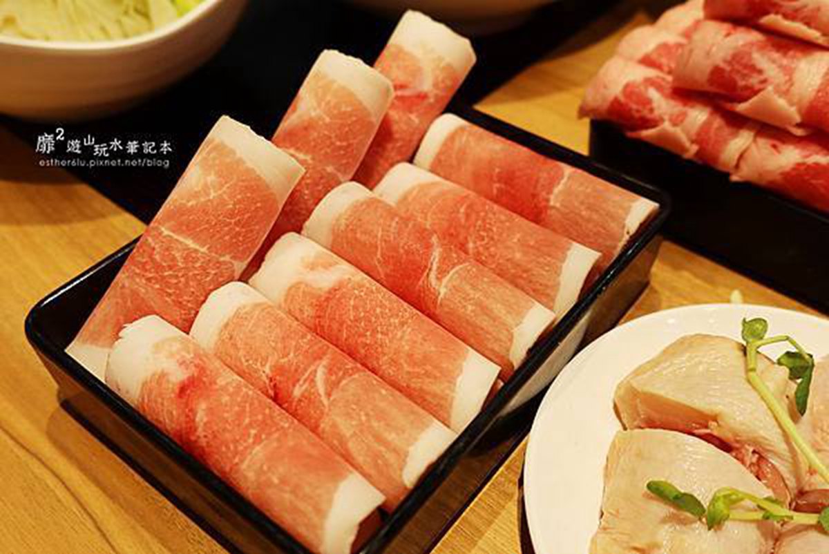 通通500元內!新北4家佛心火鍋吃到飽:韓國進口紙火鍋、50種菜色自助吧 通通500元內!新北4家佛心火鍋吃到飽:韓國進口紙火鍋、50種菜色自助吧