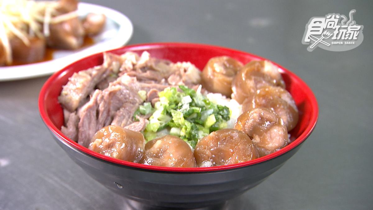 別處吃不到！新竹獨創「水煙腸」皮Q肉嫩口感像麻糬，搭油蔥骨仔肉飯超澎派